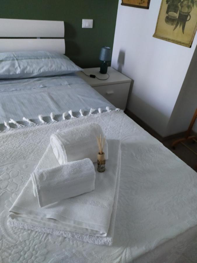 Casa Vacanze I Giardini Di Marzo San Giorgio di Mantova Eksteriør bilde